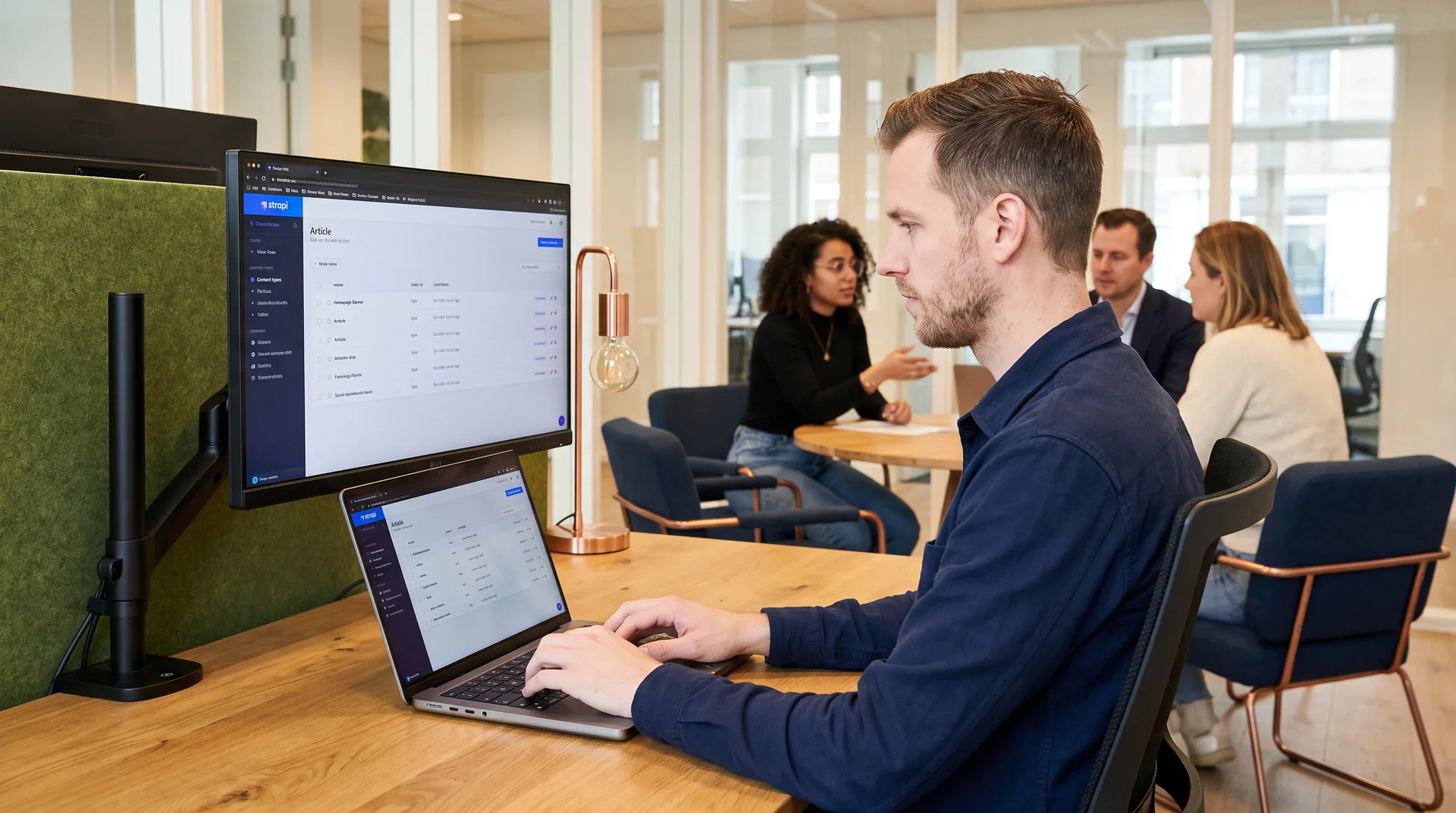 Frontend-developer bekijkt een dashboard met prestatiecijfers voor een Next.js-site